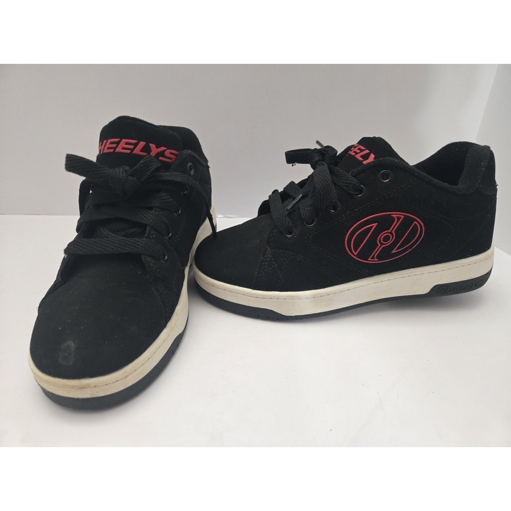 Heelys Voyager Shoes Youth Size 3‎ Black Red  Roller Skate Wheeled Sneakers